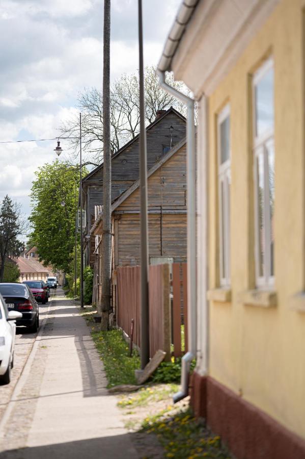 Vija Apartment Kuldiga Bagian luar foto